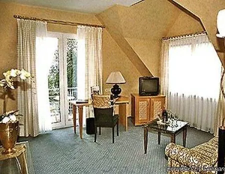 & Leugermann Hotel